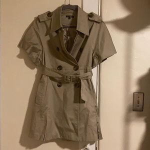 Short sleeve trench style jacket